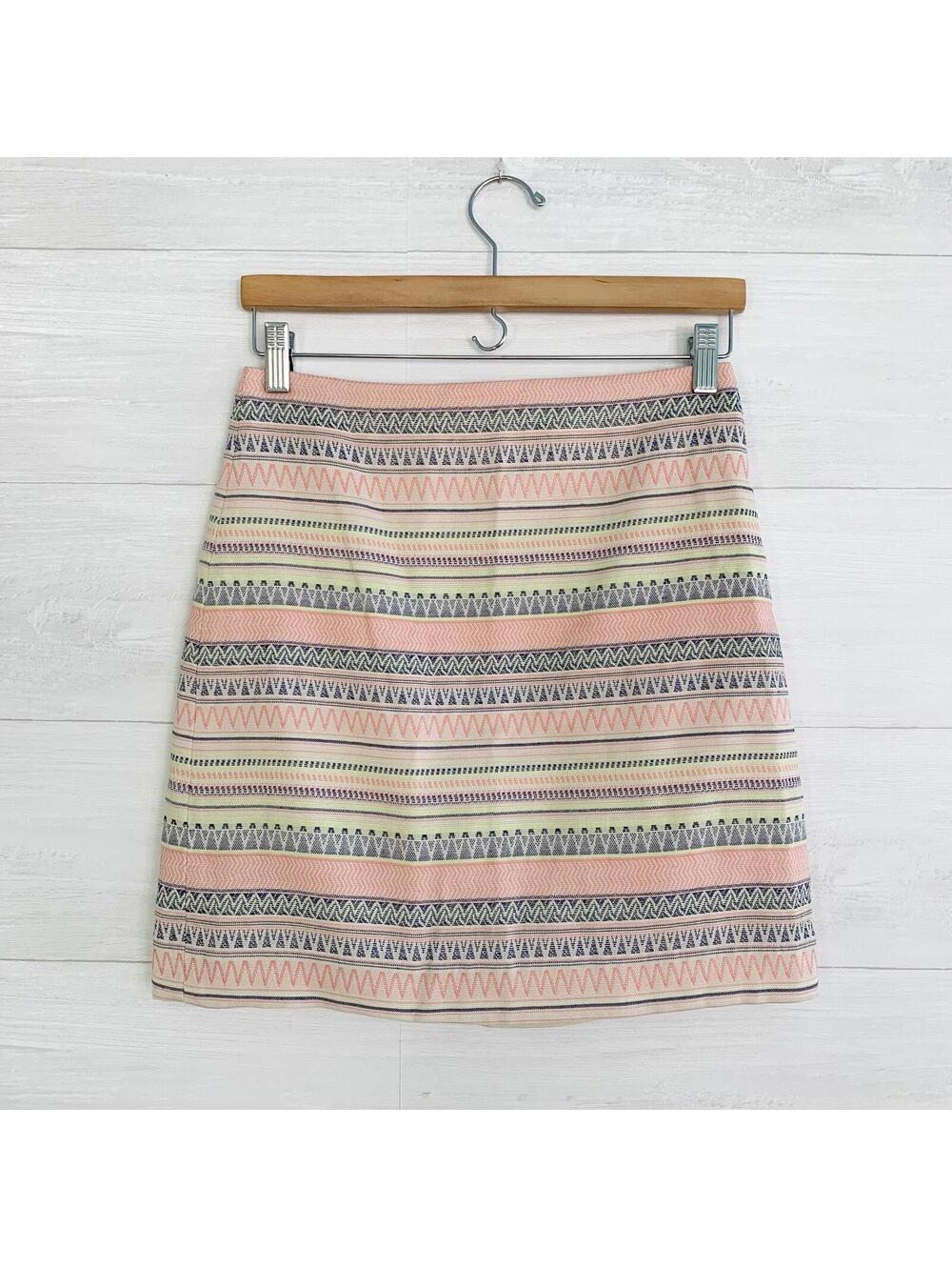 NWT LOFT - Pink multicolor tapestry mini pencil skirt, 2P